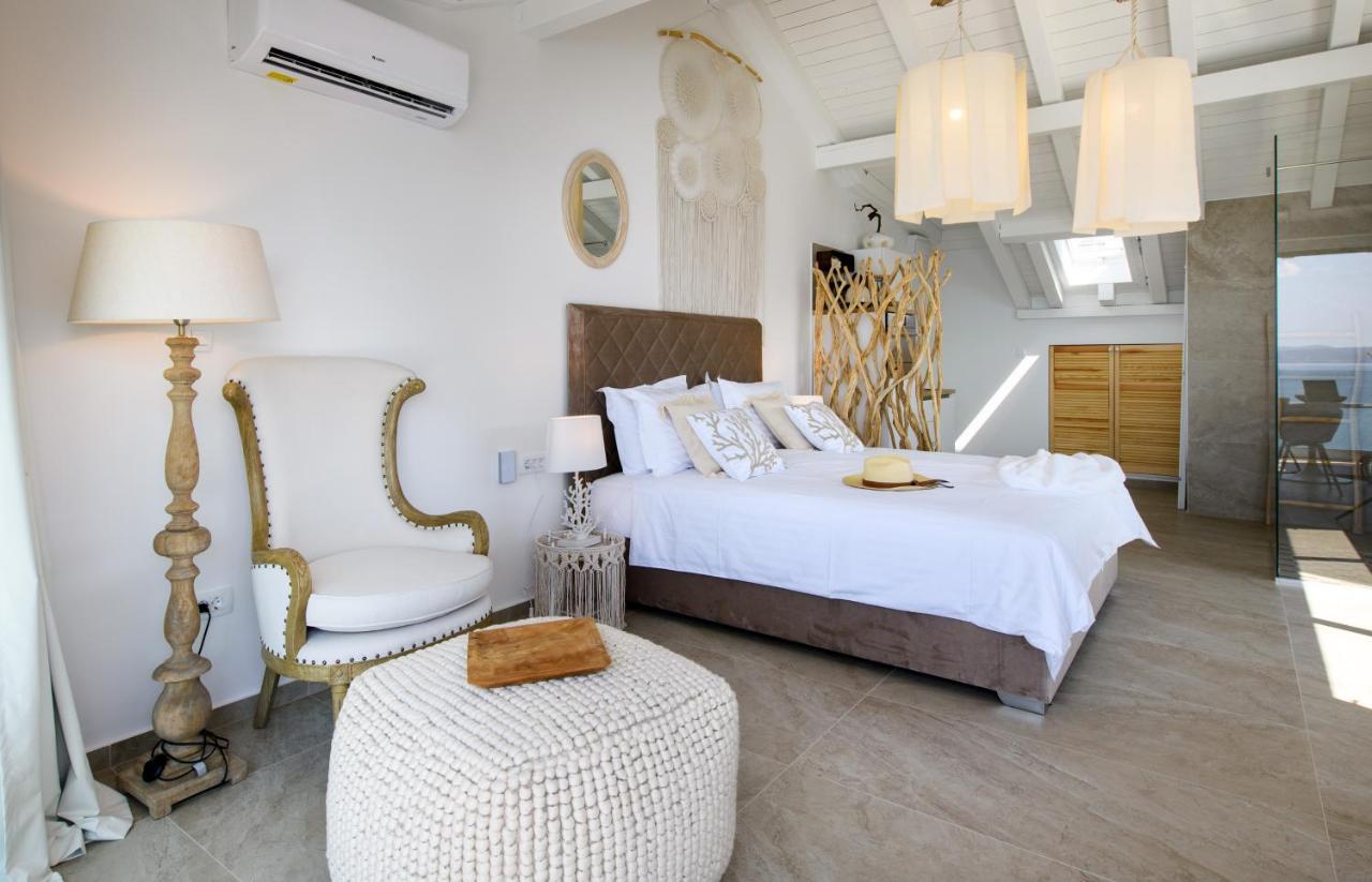 Gallery Luxury Suites & Rooms-Only Adults Split Exteriör bild