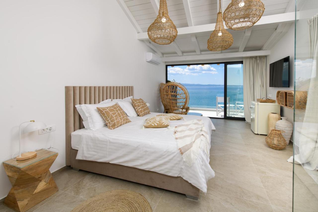 Gallery Luxury Suites & Rooms-Only Adults Split Exteriör bild