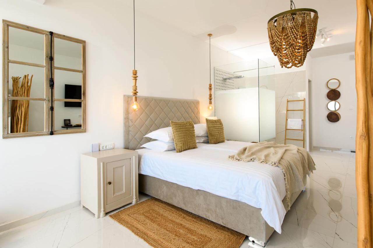 Gallery Luxury Suites & Rooms-Only Adults Split Exteriör bild