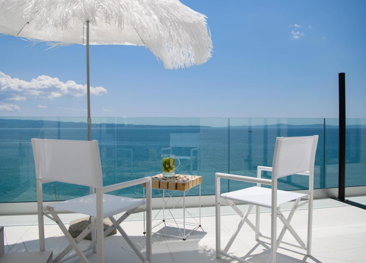 Gallery Luxury Suites & Rooms-Only Adults Split Exteriör bild