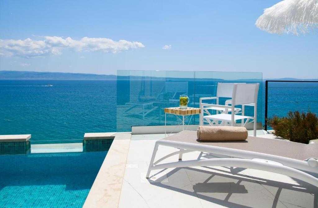 Gallery Luxury Suites & Rooms-Only Adults Split Exteriör bild