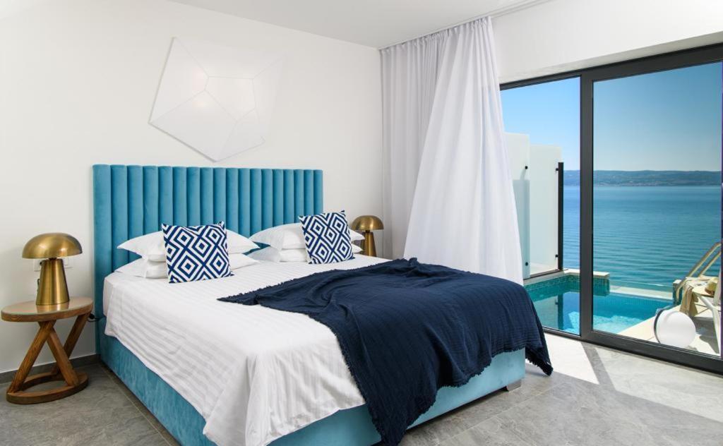 Gallery Luxury Suites & Rooms-Only Adults Split Exteriör bild