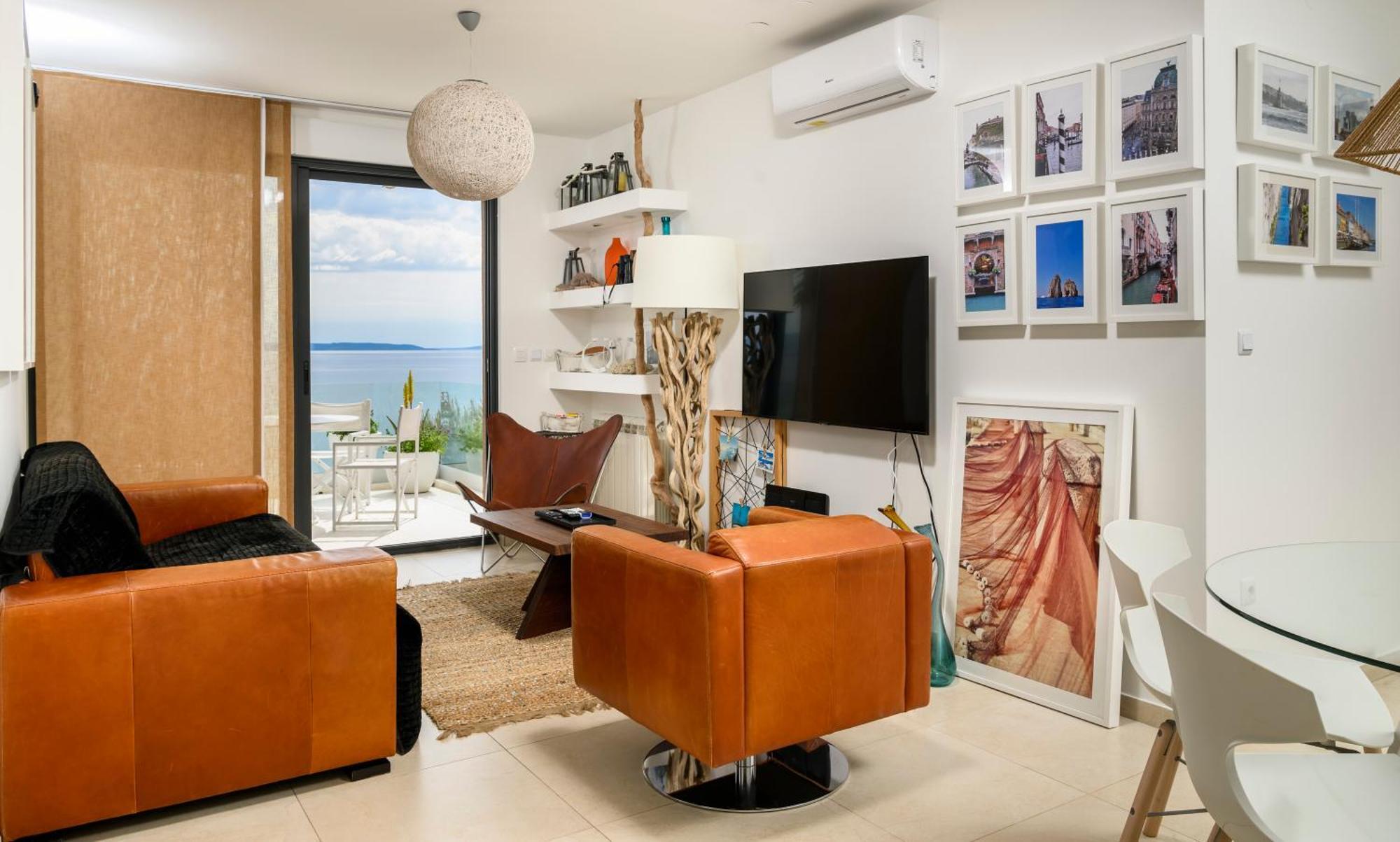 Gallery Luxury Suites & Rooms-Only Adults Split Exteriör bild