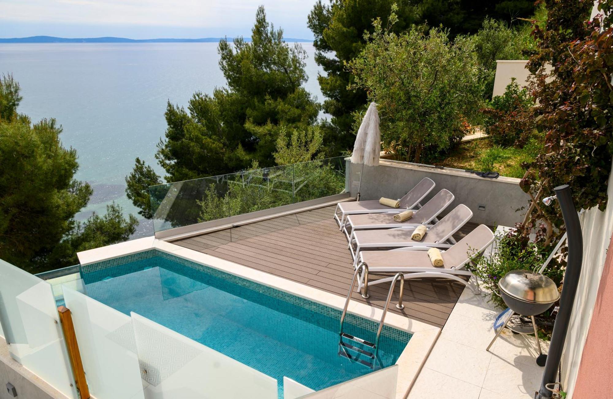 Gallery Luxury Suites & Rooms-Only Adults Split Exteriör bild